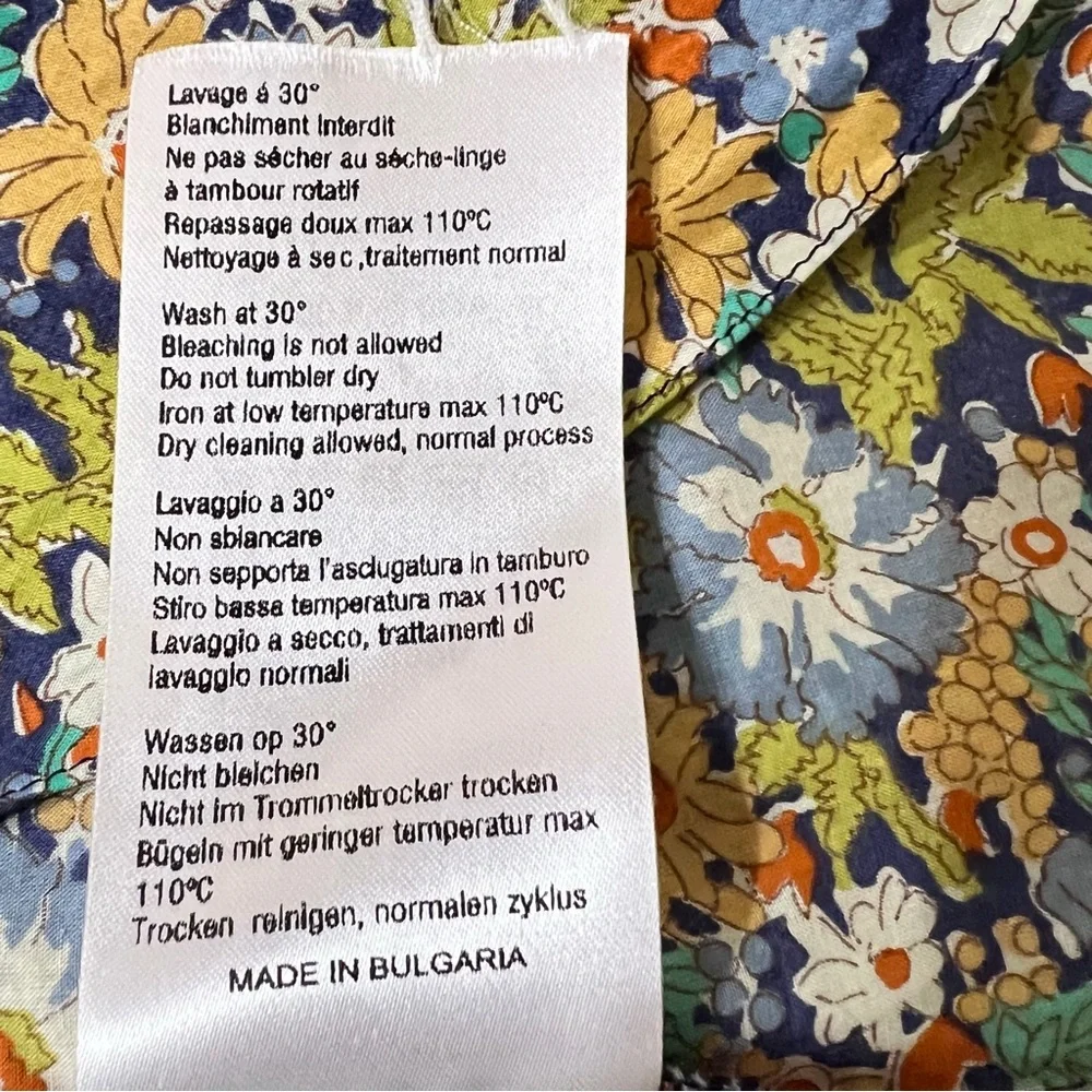 Cacharel Paris Liberty Print Floral Shirt Womens 38 Feminine Classic Parisian - Picture 6 of 6